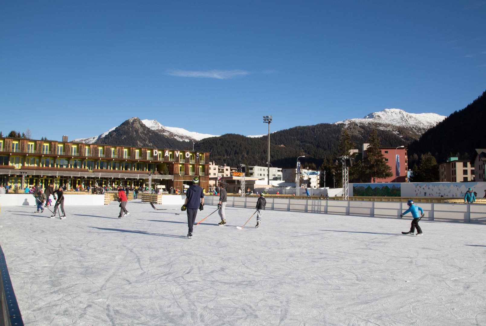 Eislauf und Eishockey in Davos